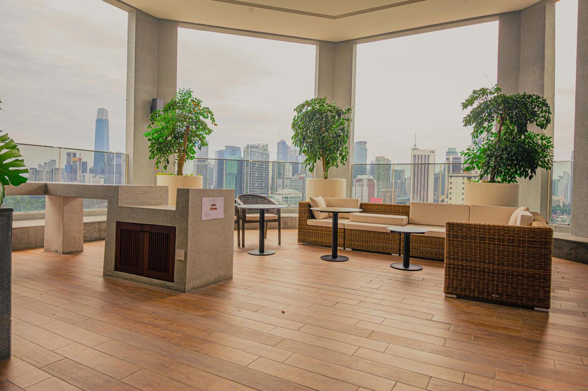 The Atrium At Jalan Ampang By Okbnb - 3bedroom With Free Wifi & Carpark Kuala Lumpur
